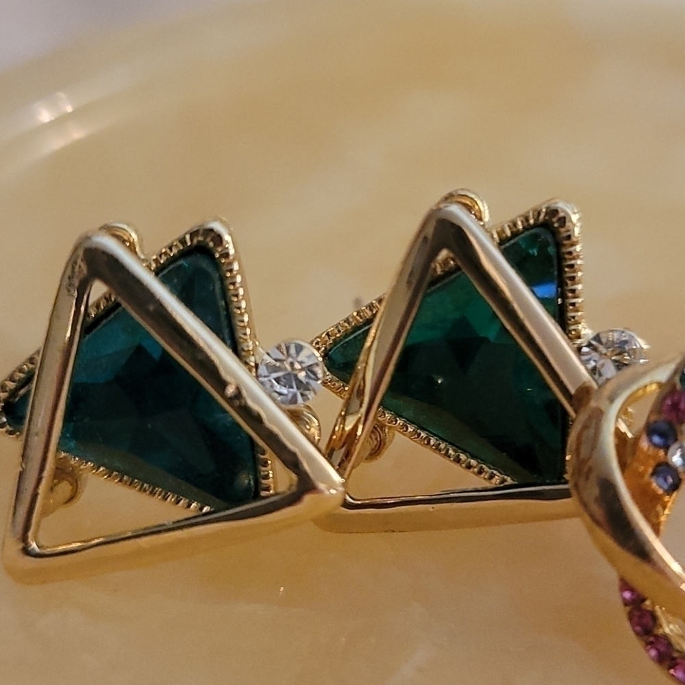 TWO Pairs Triangle Knot Rhinestone Goldtone Knot Post Earrings - Picture 2 of 4